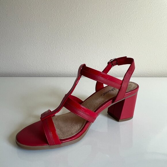 EASY STREET "Fiesta" Heeled Sandal Shoes - Size 7 WW - Red - Picture 2 of 6